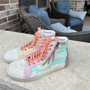 Women high top vans